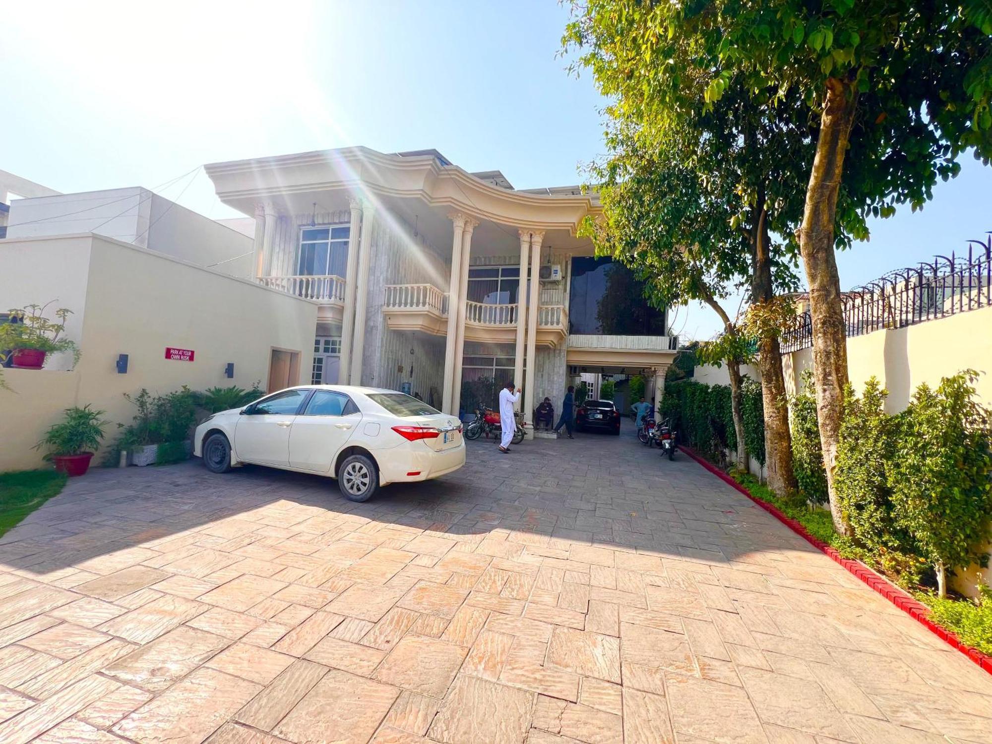איסלמאבד Shelton Guest House מראה חיצוני תמונה
